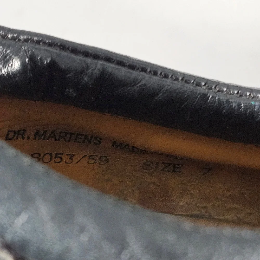 Dr. Martens 8053 Oxford Mens Size 7 Black Leather Made in England Vintage Shoes